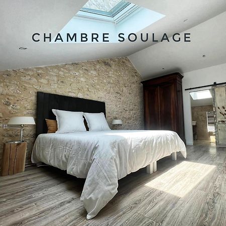 Au Pre De Karine Bed & Breakfast Cuneges Bagian luar foto