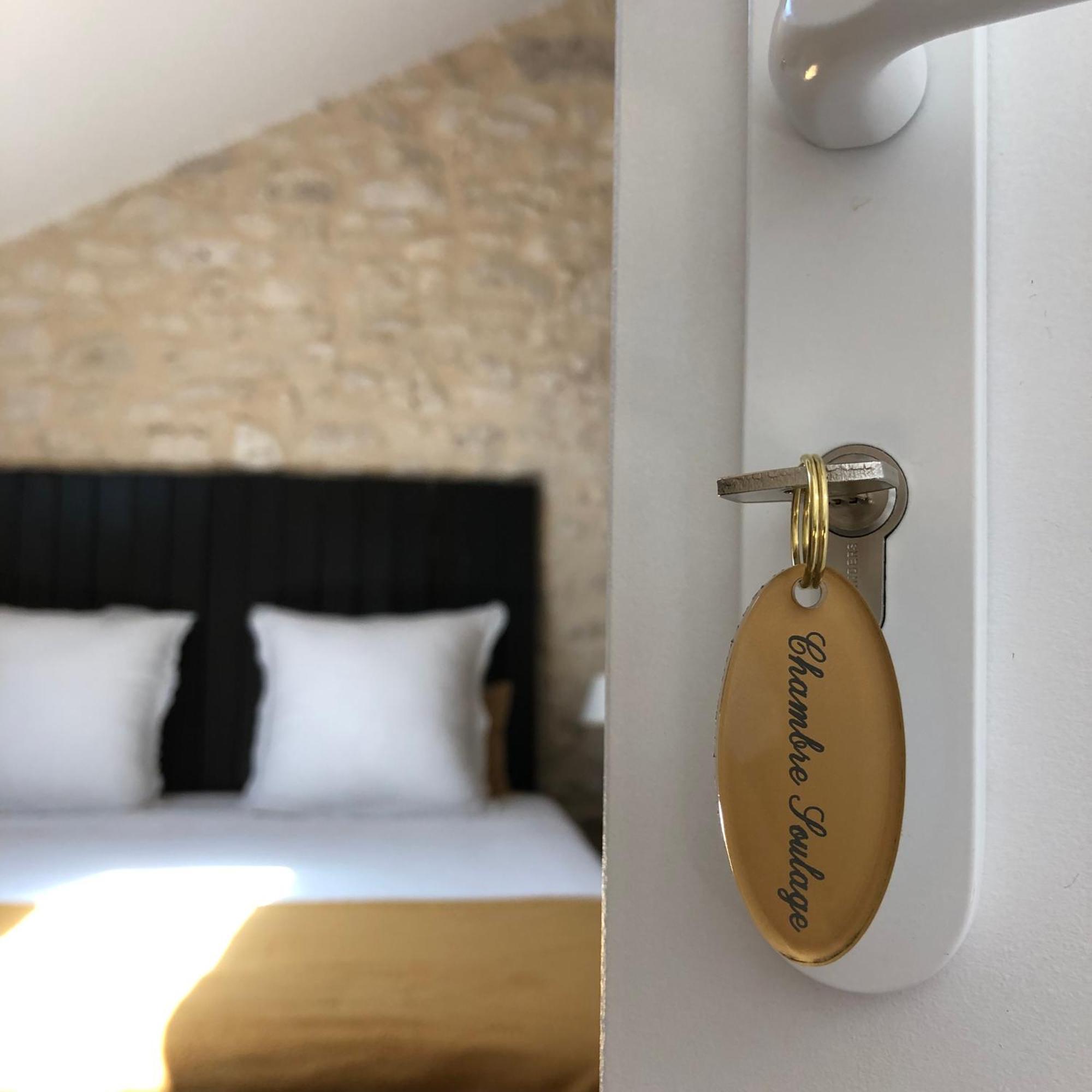 Au Pre De Karine Bed & Breakfast Cuneges Bagian luar foto