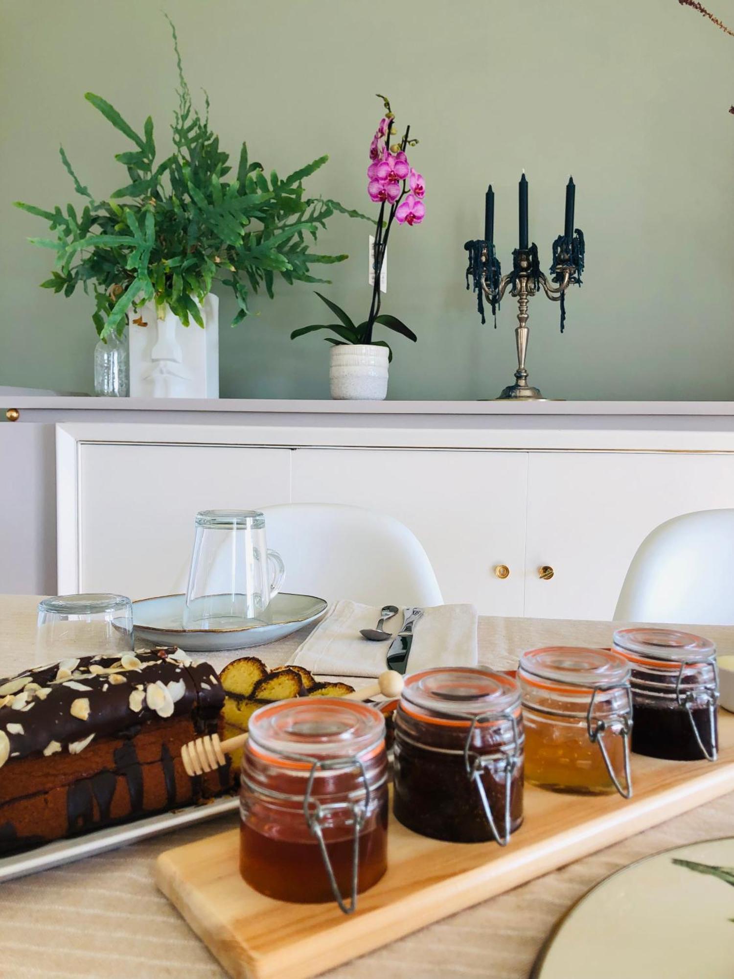 Au Pre De Karine Bed & Breakfast Cuneges Bagian luar foto