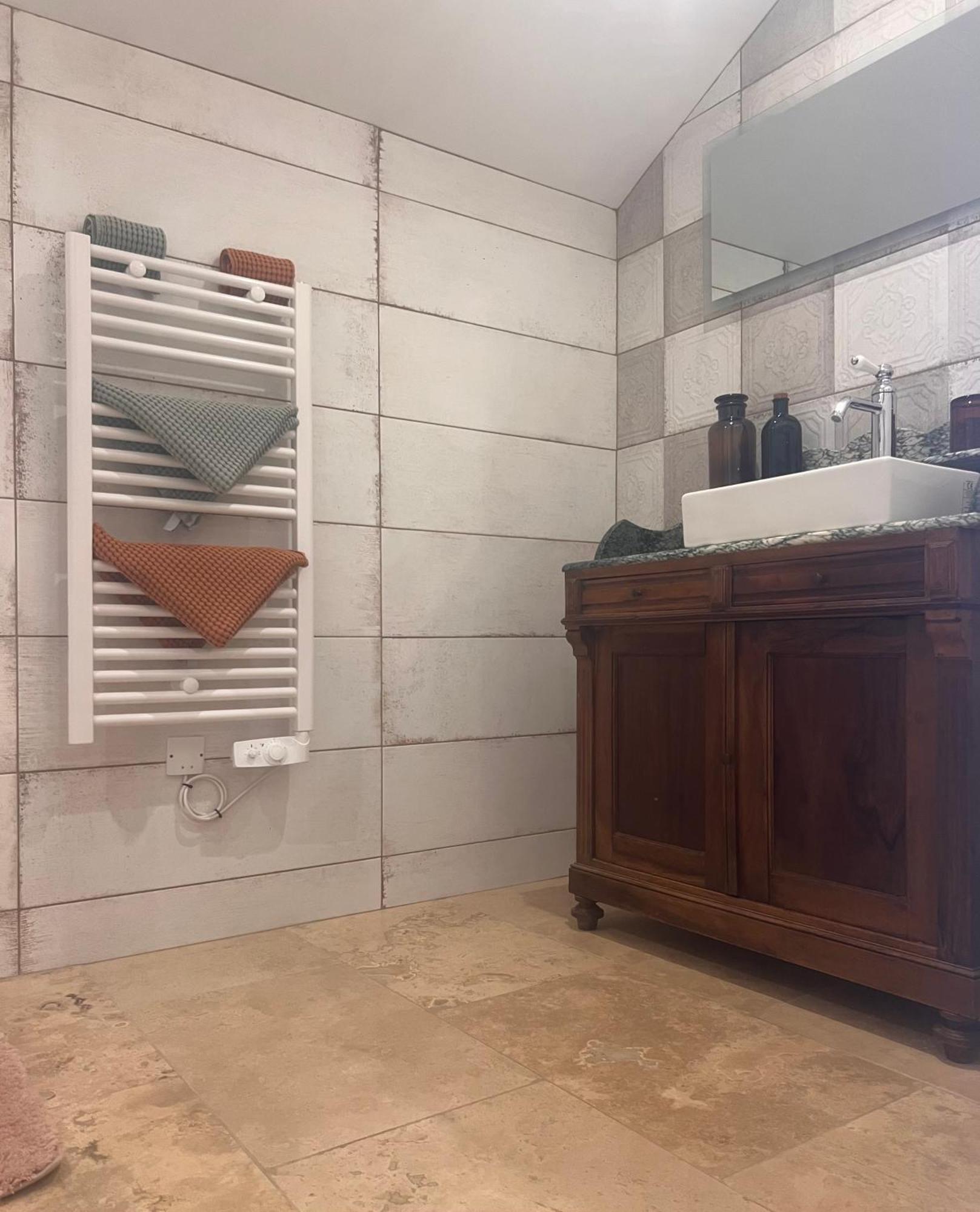 Au Pre De Karine Bed & Breakfast Cuneges Bagian luar foto